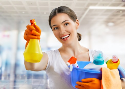 Deep cleaning and stain treatment for fabric surfaces